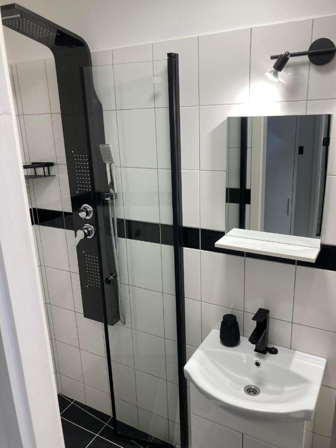 Arany Apartman Aparthotel Cegléd Esterno foto