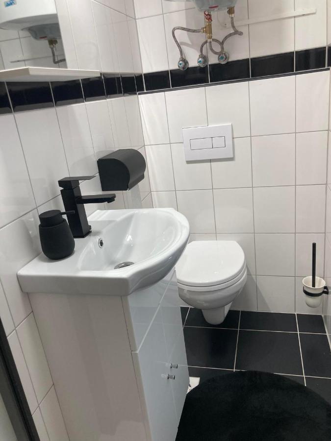 Arany Apartman Aparthotel Cegléd Esterno foto